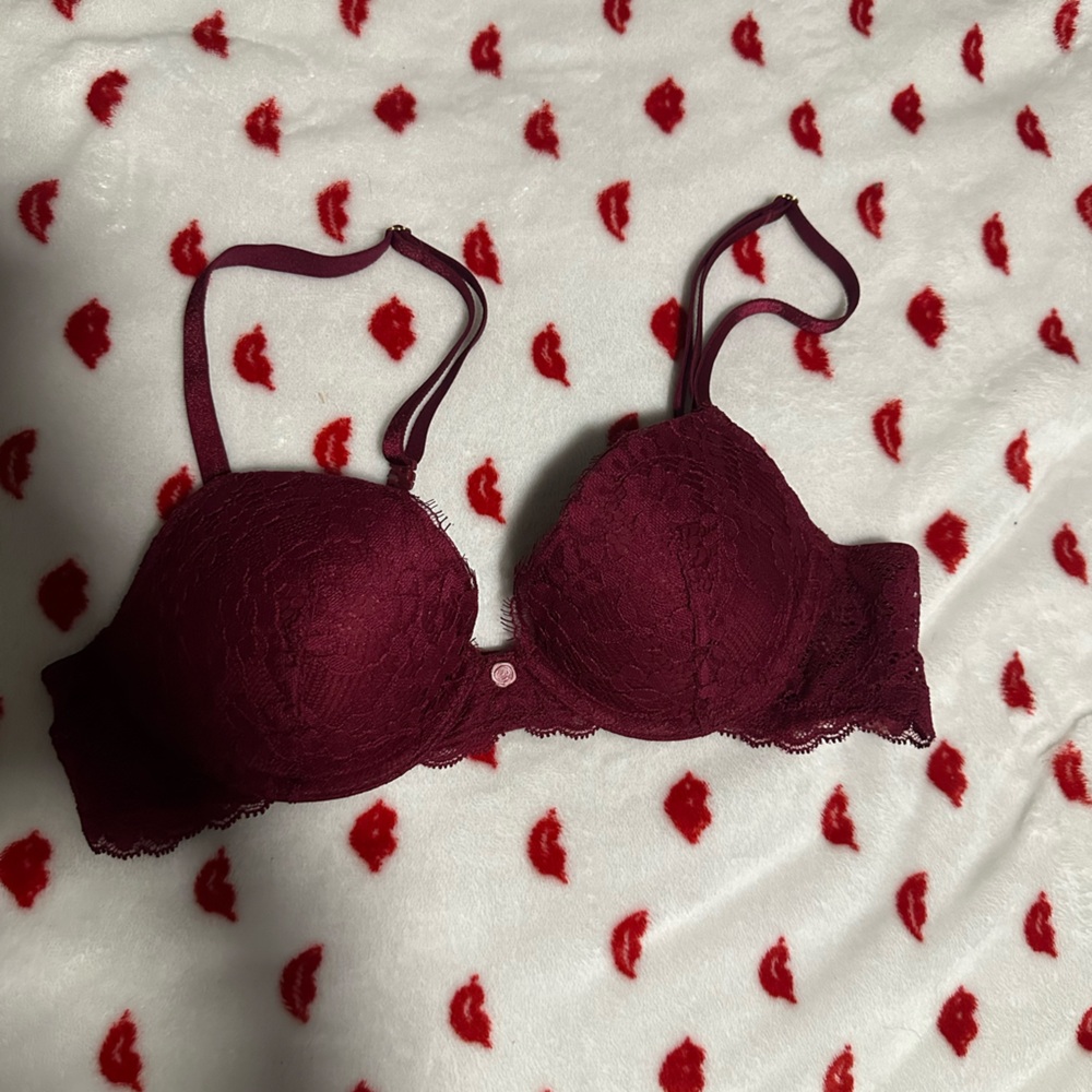 Victoria’s Secret bra